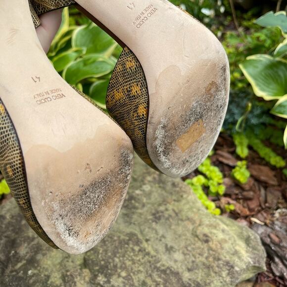 Chrissie Morris Gold Python Heels Size 41 - Picture 7 of 7